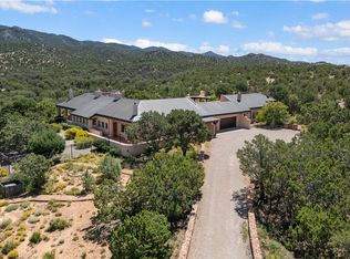 37 Camino Sabio, Santa Fe, NM 87506