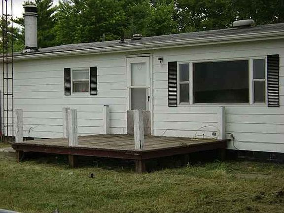 3rd image of 400 Western Ave