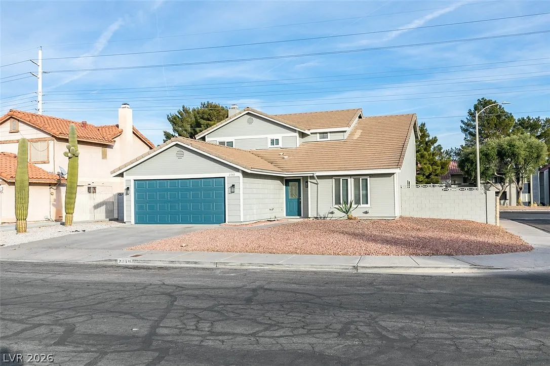 Building Photo - 2340 Belvedere Dr