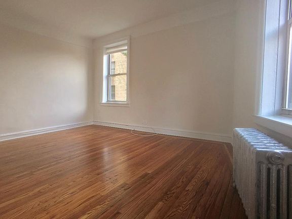 5th image of 106 Pinehurst Ave APT 24C