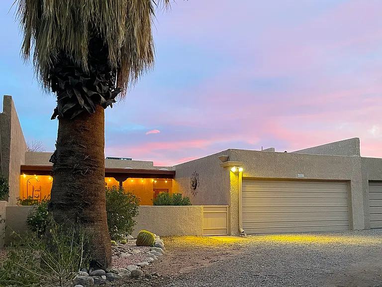 6483 N Foothills Dr — Photo 28