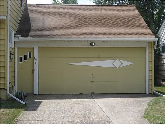 3rd image of 164 Beyer Dr