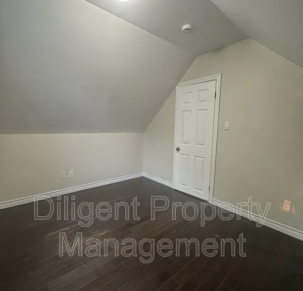 164 Stewart St #UPPER — Photo 23