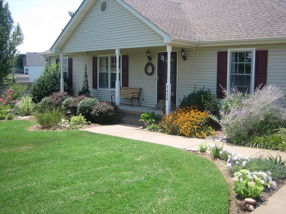 1426 Amberwood Circle