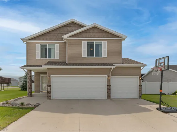 4918 35th Ave S, Fargo, ND 58104