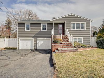 275 Lincoln Avenue, Saint James, NY, 11780