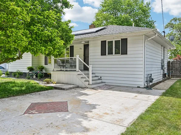 412 E South St, Peotone, IL 60468