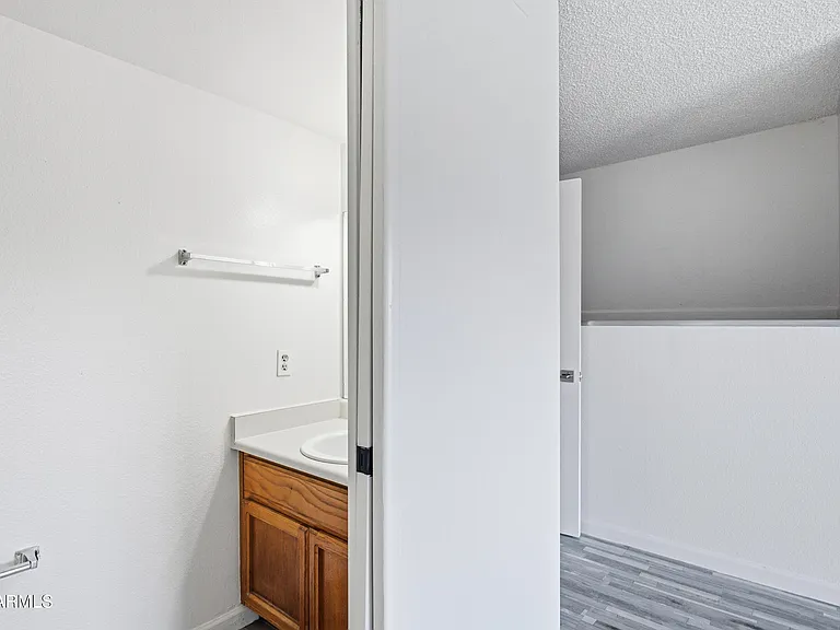 12231 N 21st Ave #3 — Photo 16