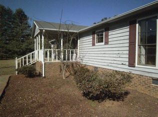 1074 Cluster Ridge Trl, South Boston, VA 24592