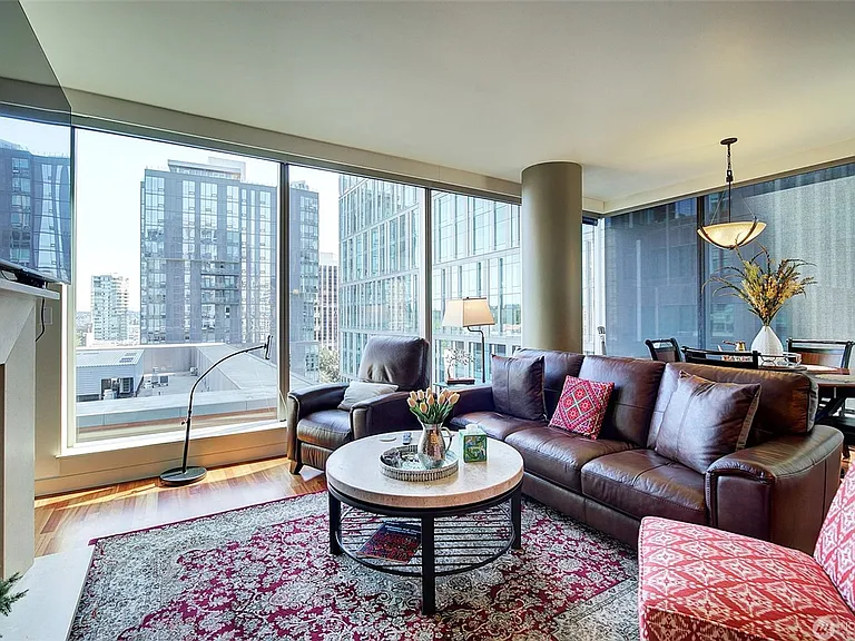 10650 NE 9th Pl #1420 — Photo 4