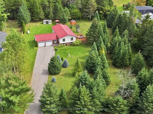 8871 McKinnon Rd, Essa, ON L0M 1B4