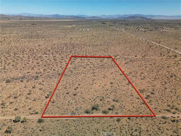 1 Canterbury St, Yucca Valley, CA 92284