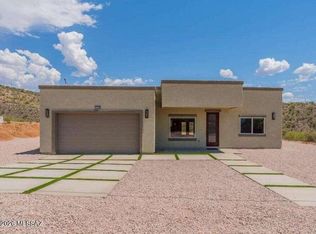 89 Circulo Penjamo, Rio Rico, AZ 85648