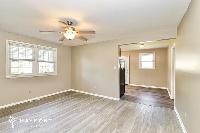 2616 Shady Lawn Dr — Photo 6