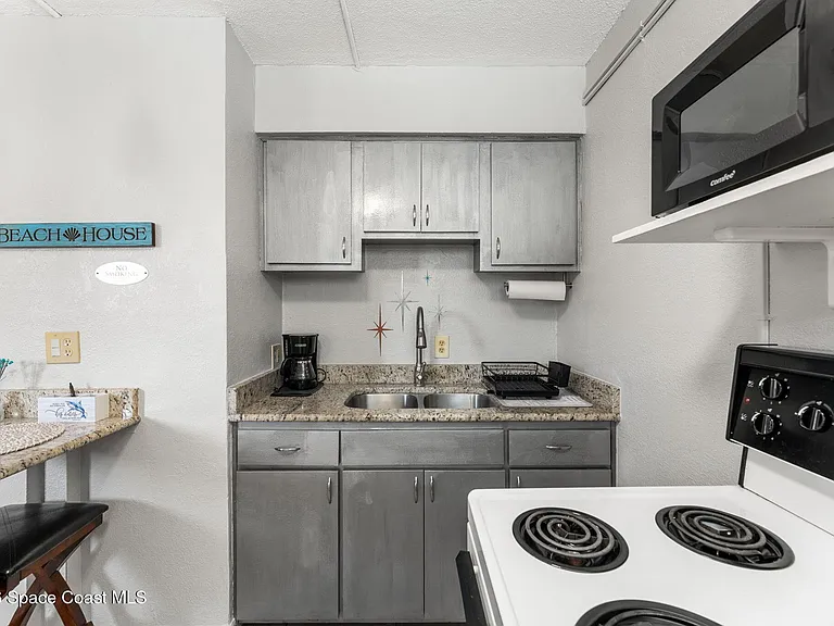 211 Circle Dr #3 — Photo 7