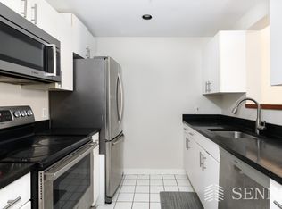 950 Massachusetts Ave APT 506, Cambridge, MA 02139