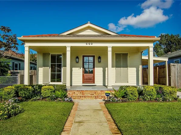 440 Metairie Lawn Dr, Metairie, LA 70001