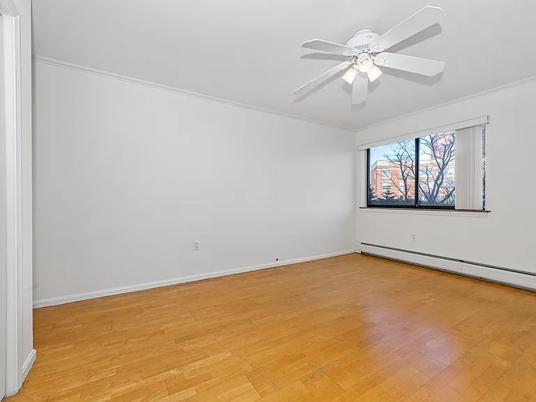 151 Coolidge Ave #303 — Photo 11