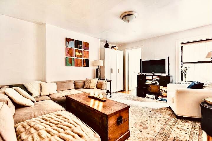 1st image of 217 Cumberland St APT 1