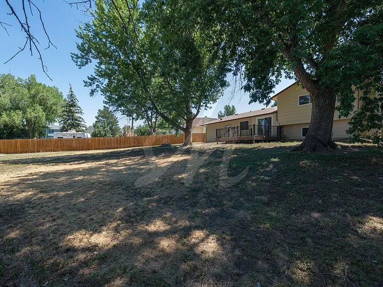 4962 Filarees Cir — Photo 19
