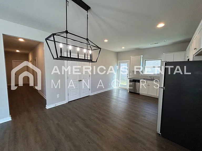11 Granvil Way — Photo 9