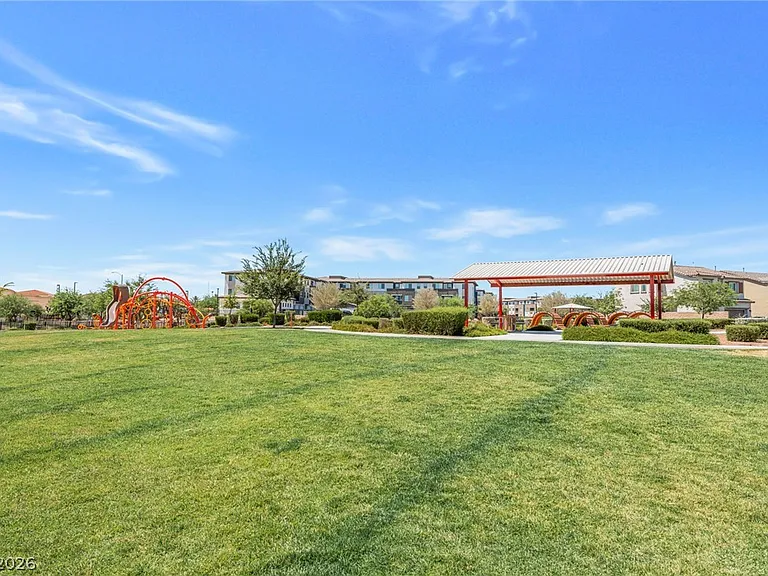 1002 Solemn Cactus Ave — Photo 22