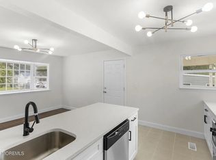 28 Anchorage Blvd, Bayville, NJ 08721