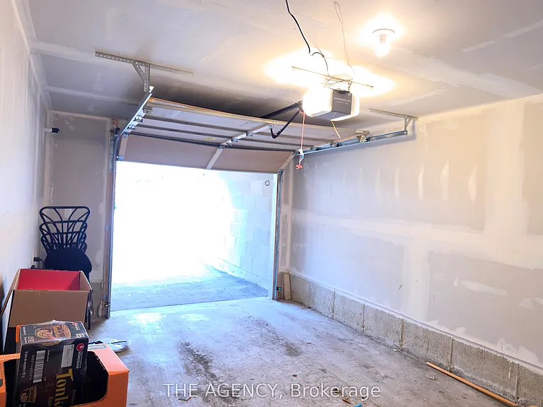 109 Ness Dr — Photo 26