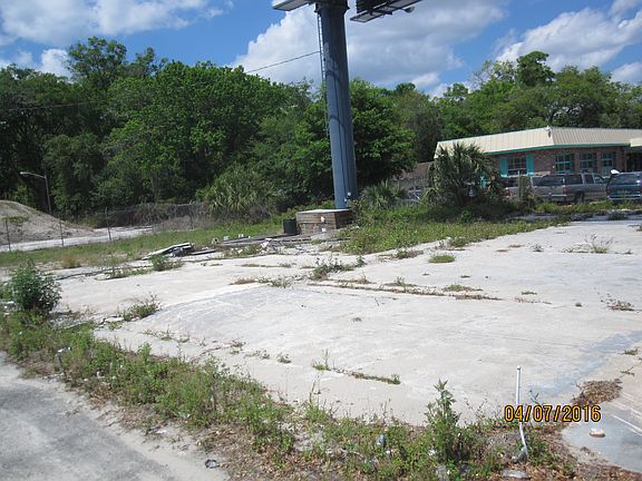 4th image of 2538 Phillips Hwy