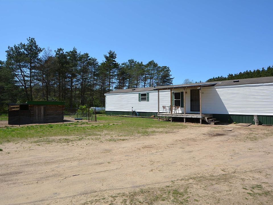 17598 Pineview Dr, Thompsonville, MI 49683 Zillow