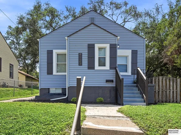 4123 Wirt St, Omaha, NE 68111