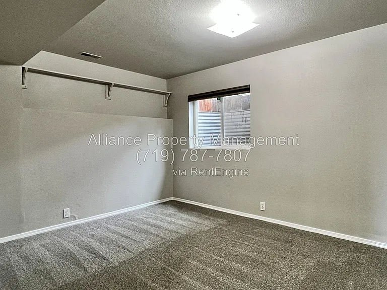 6318 Galway Dr — Photo 45