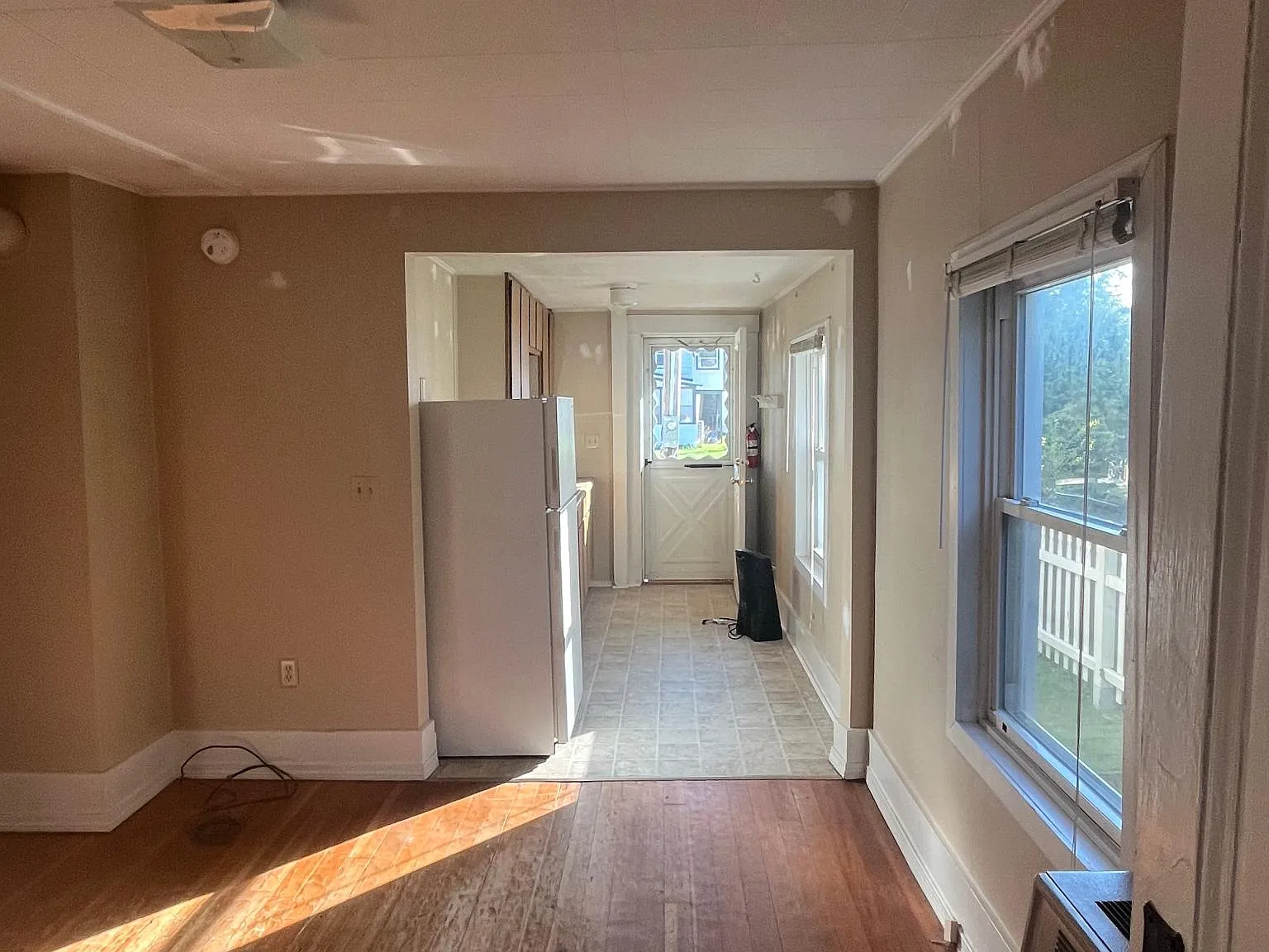 1480 North Ave — Photo 4
