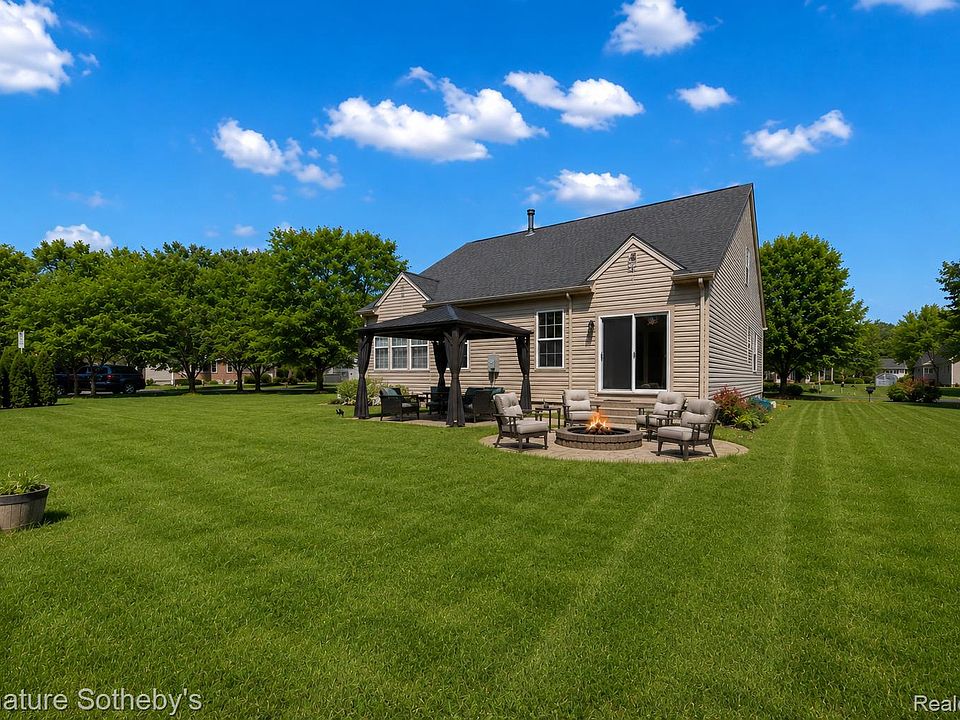 997 River Rock Dr, photo 25