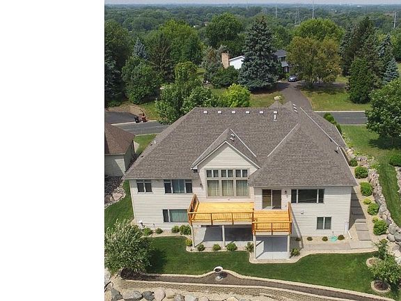 3rd image of 3024 Carey Heights Dr