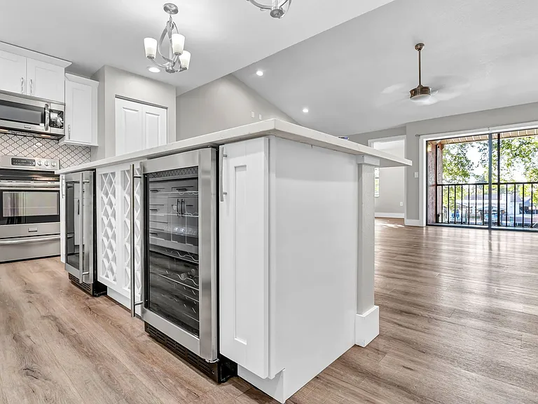 5684 Baywater Dr — Photo 11