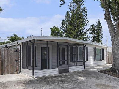 9370 83rd St N, Seminole, FL, 33777
