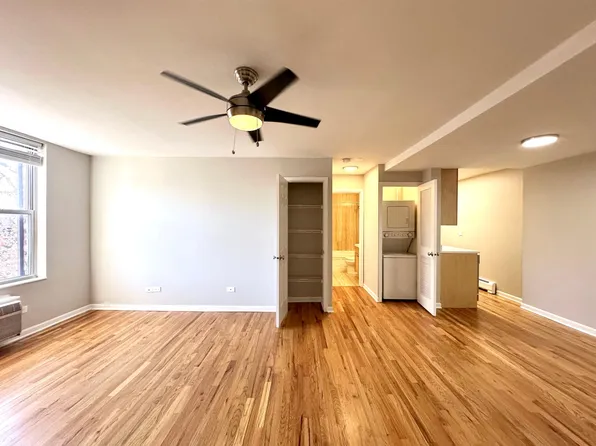 800 W Lill Ave, Chicago, IL