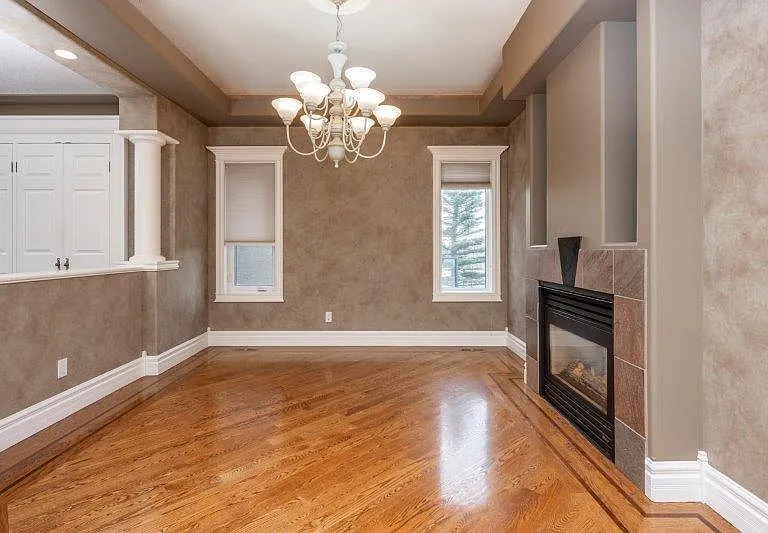 61 Simcrest Grv SW — Photo 8