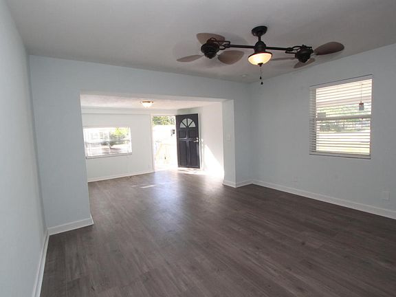 5th image of 2403 E Pine Summit Dr