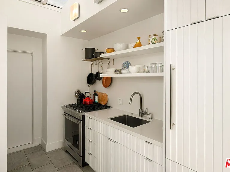 4908 Bunnie Ln — Photo 35