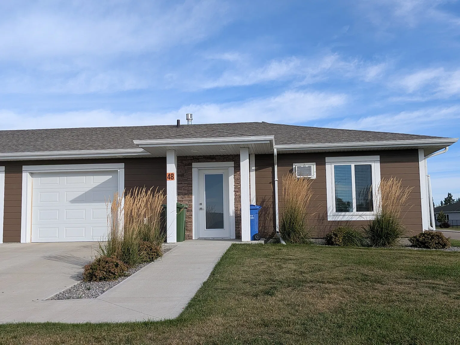 Tangerine Rental — Photo 3