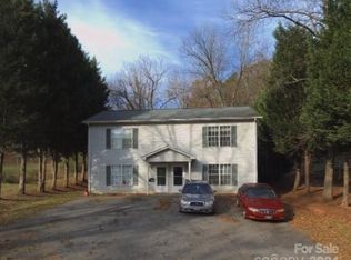 626 7th Ave SW, Hickory, NC 28602