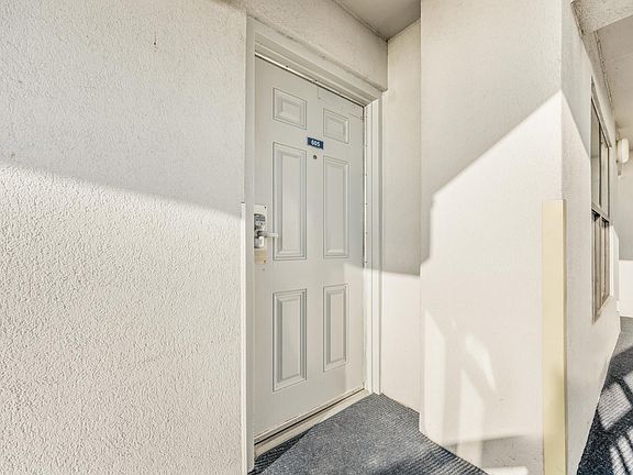 3rd image of 5511 N Ocean Blvd. #605