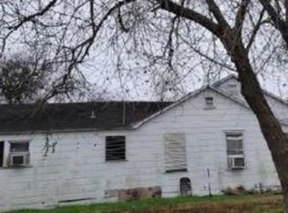 106 W Avenue F, Robstown, TX 78380