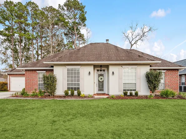 842 University Ct, Mandeville, LA 70448