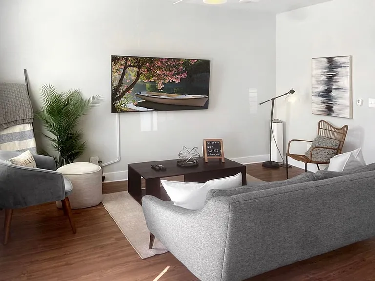 218 N De Villiers St — Photo 5