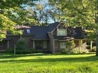 111 Walnut Hill Dr #111, Galena, IL 61036