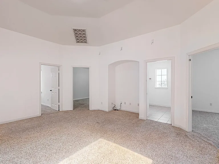 8609A Rugby Dr — Photo 35