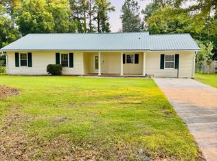 114 Education Ln, Havelock, NC 28532